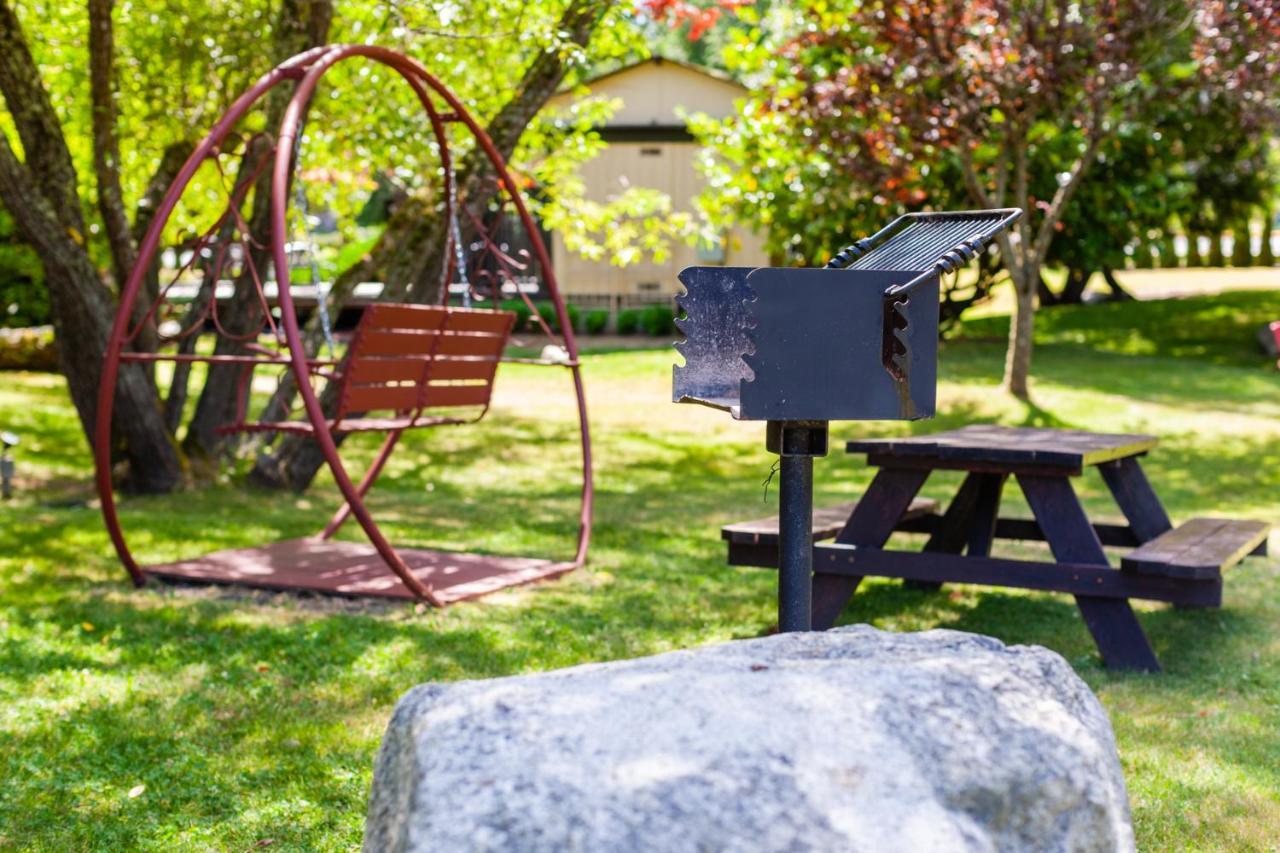 Discovery Inn Friday Harbor Εξωτερικό φωτογραφία